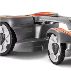 Csuklós hátsó kialakítás